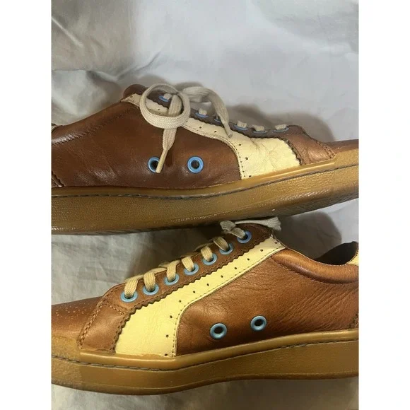 Y2K‎ Fluevog Men's Sneakers Soll Circa 2007 Leather Shoes Beige Blue Size 6/7